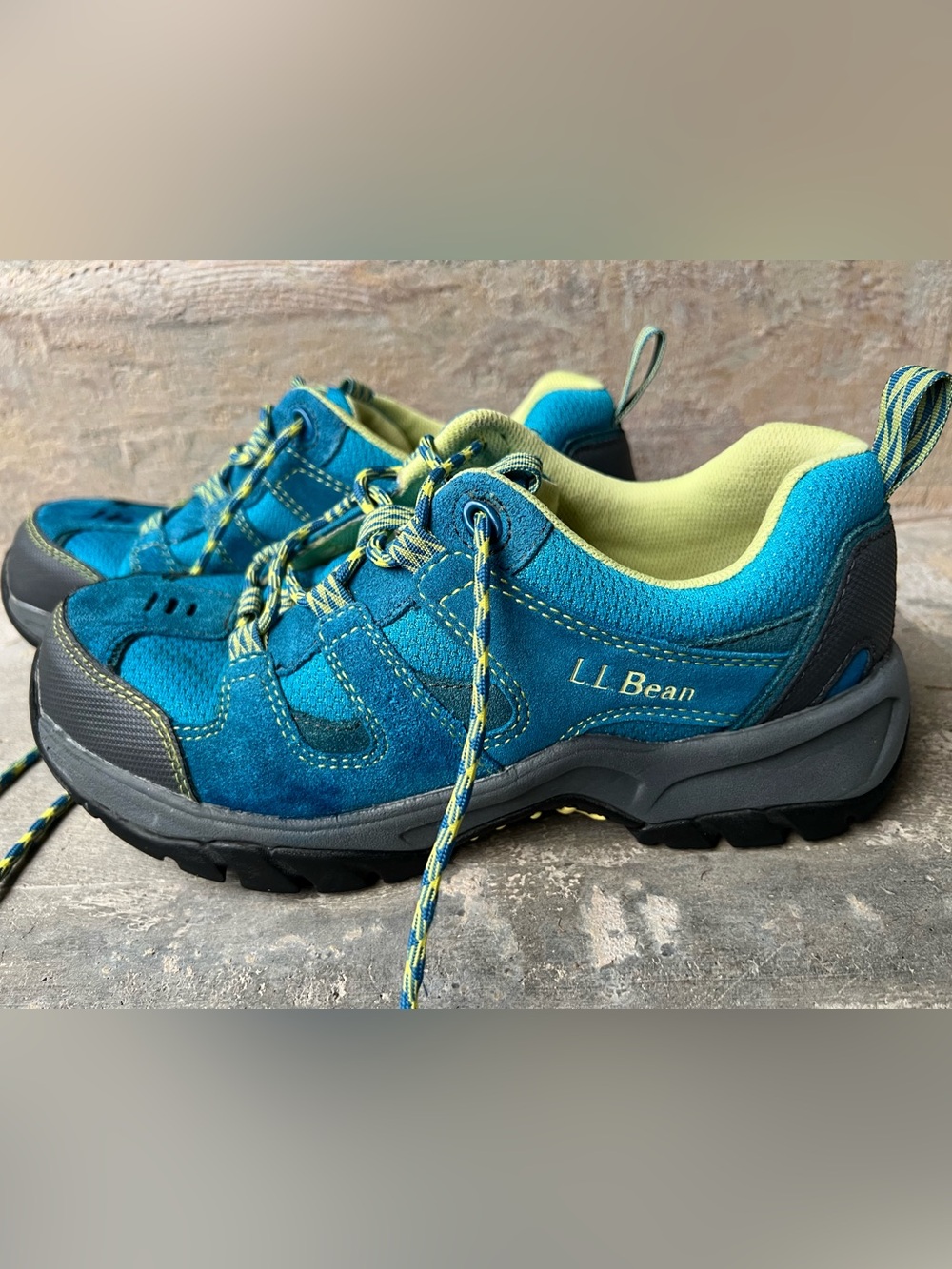 L.L. Bean Girls Kids Teal Lime Trail Sneakers Hiking Books Size 5